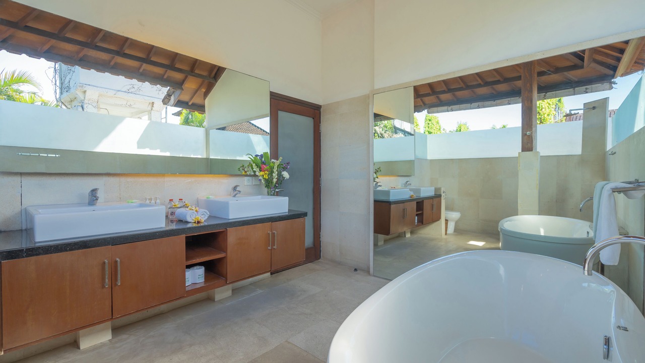 Photo of Bathroom in Central Seminyak