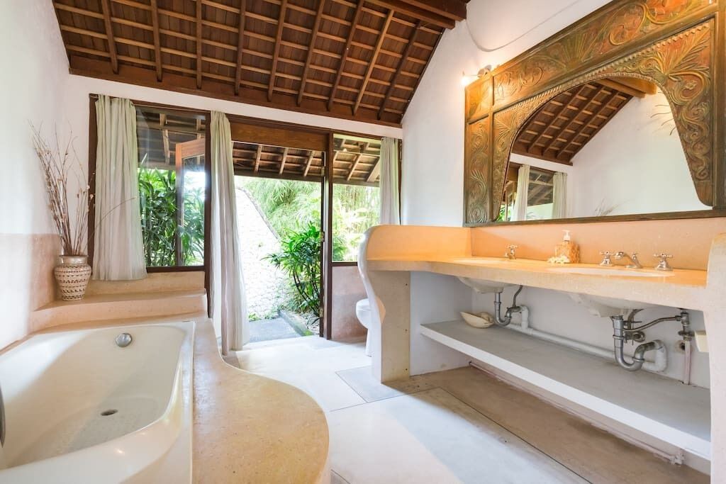 Photo of Bathroom in Batu Bolong