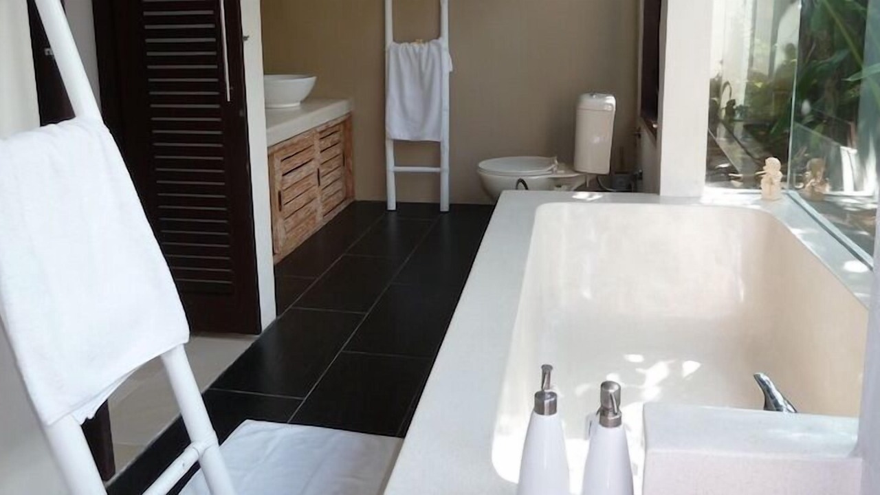 Photo of Bathroom in Nakula