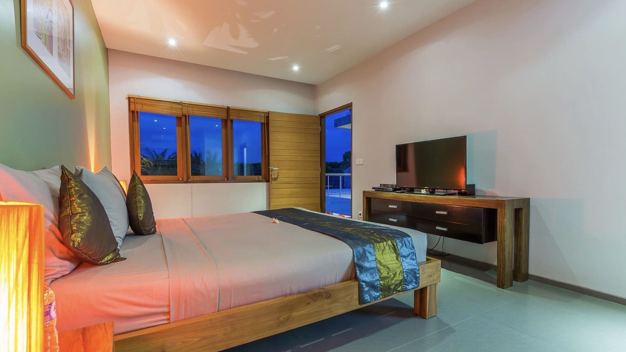Photo of Bedroom in Drupadi