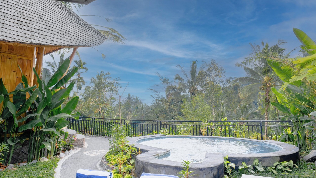 Photo of Outdoor in Selat