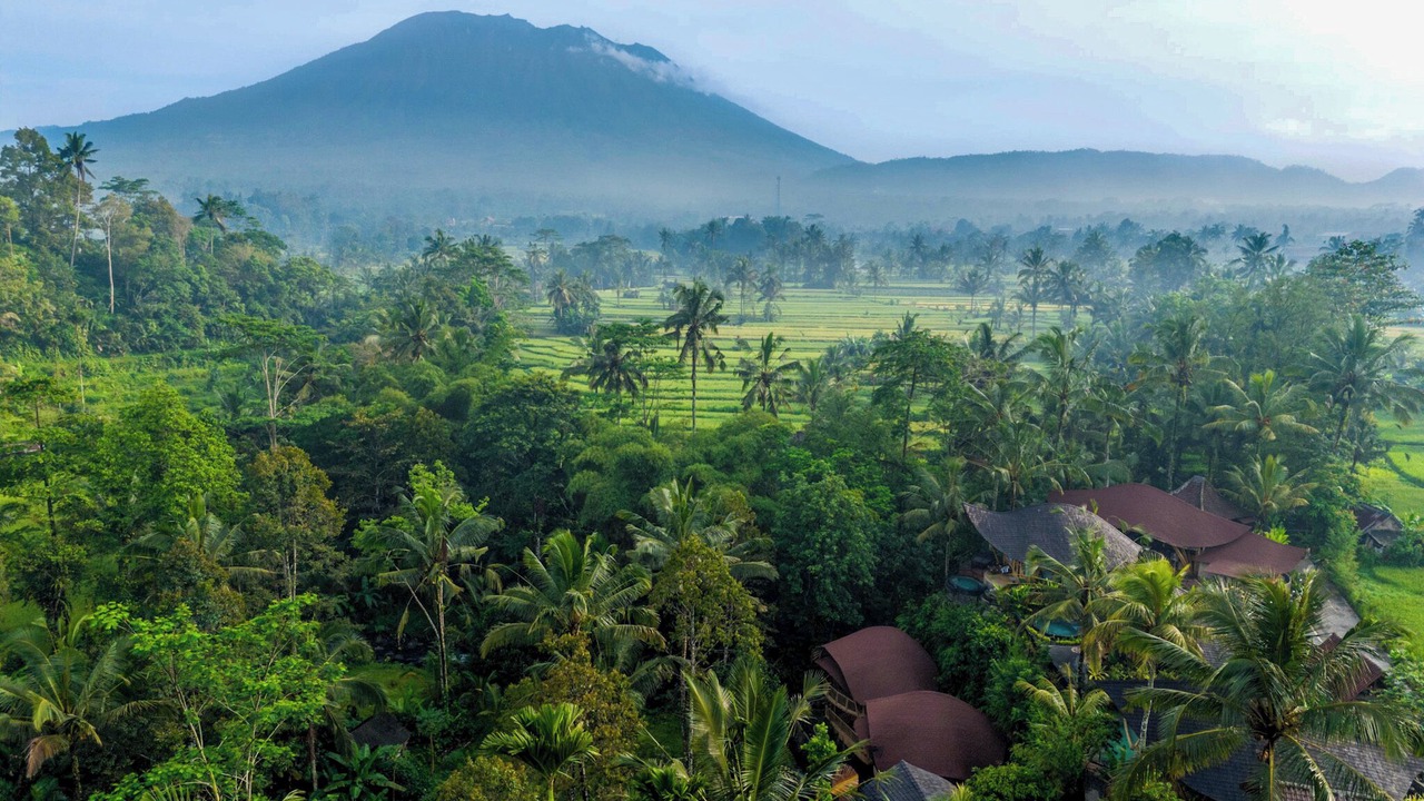 Photo of Outdoor in Selat