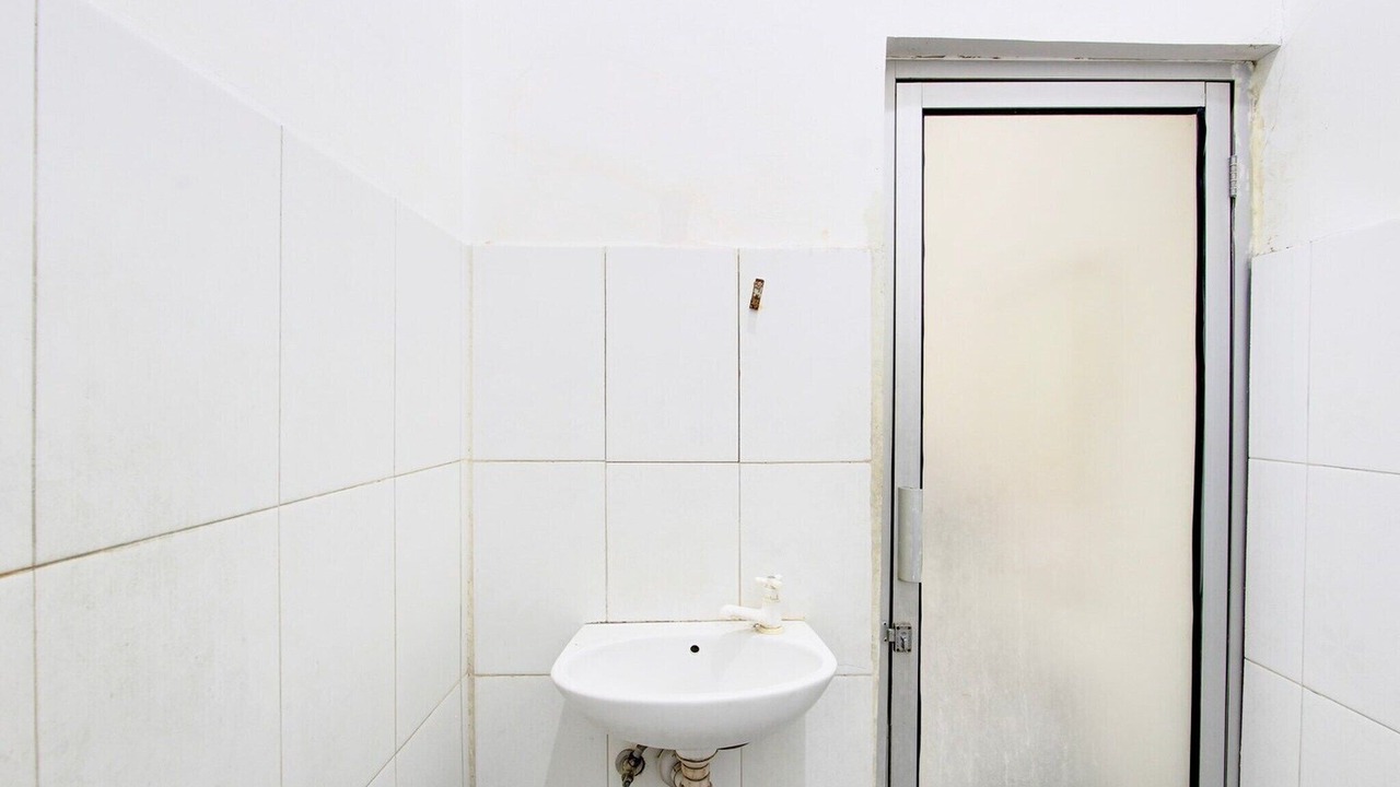 Photo of Bathroom in Central Yogyakarta