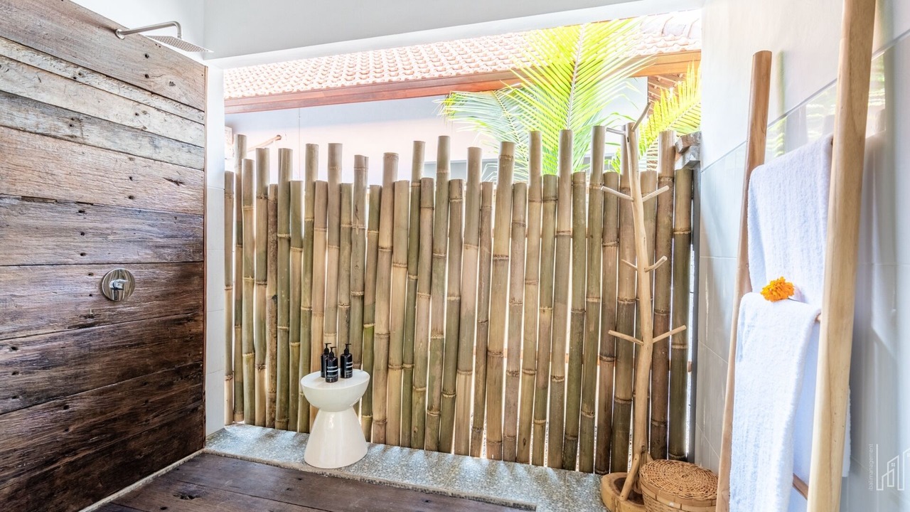 Photo of Bathroom in Sunset Road