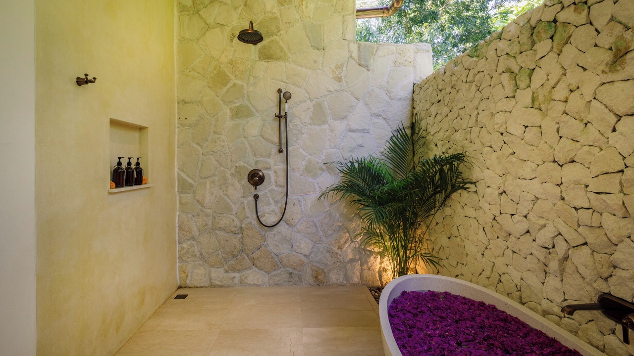 Photo of Bathroom in Uluwatu