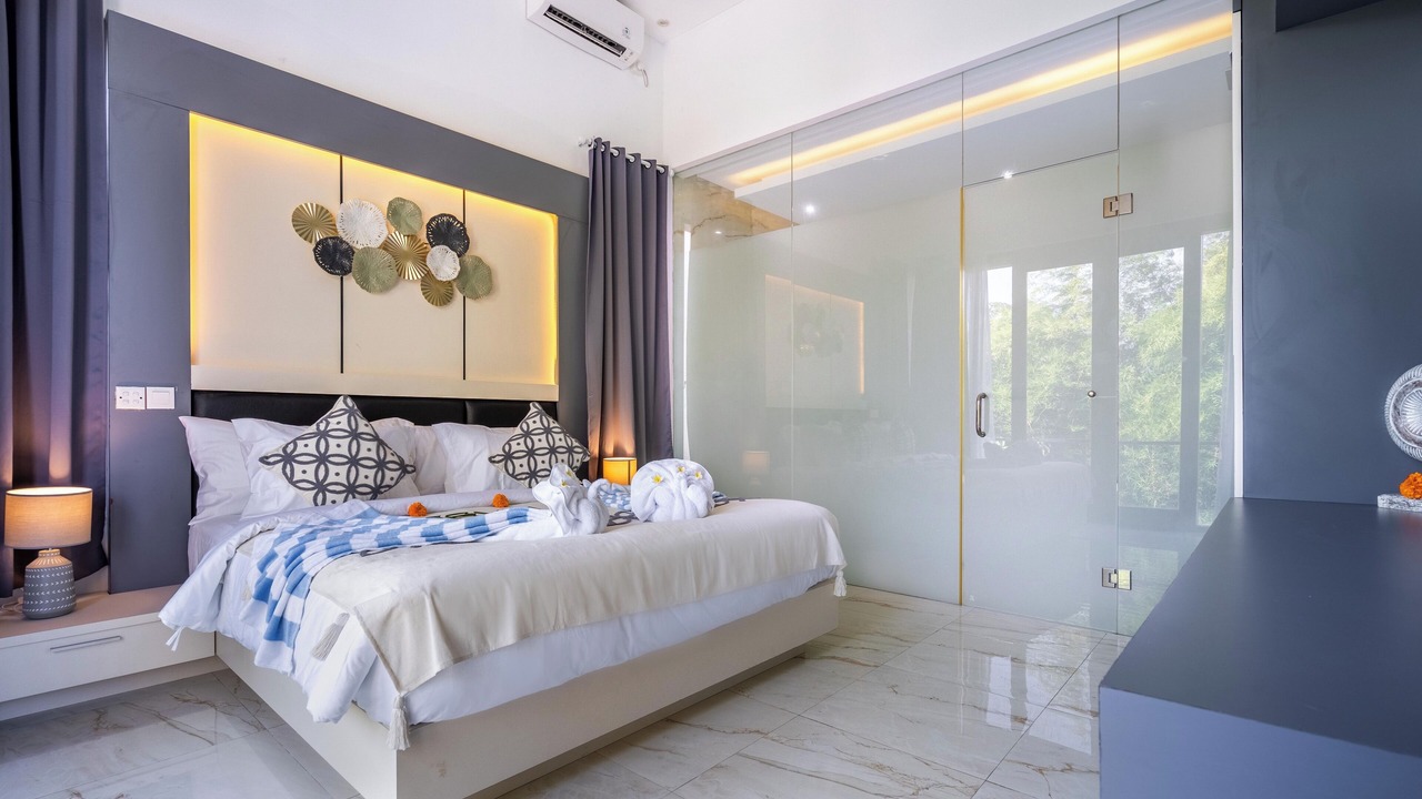 Photo of Bedroom in Drupadi