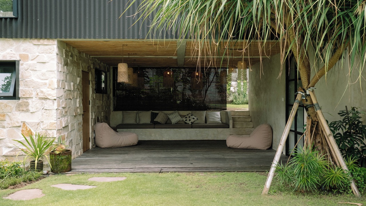 Photo of Patio Balcony in Babakan