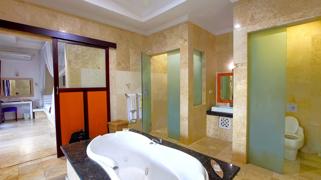 Photo of Bathroom in Raya Kuta