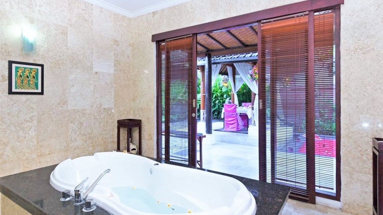 Photo of Bathroom in Raya Kuta