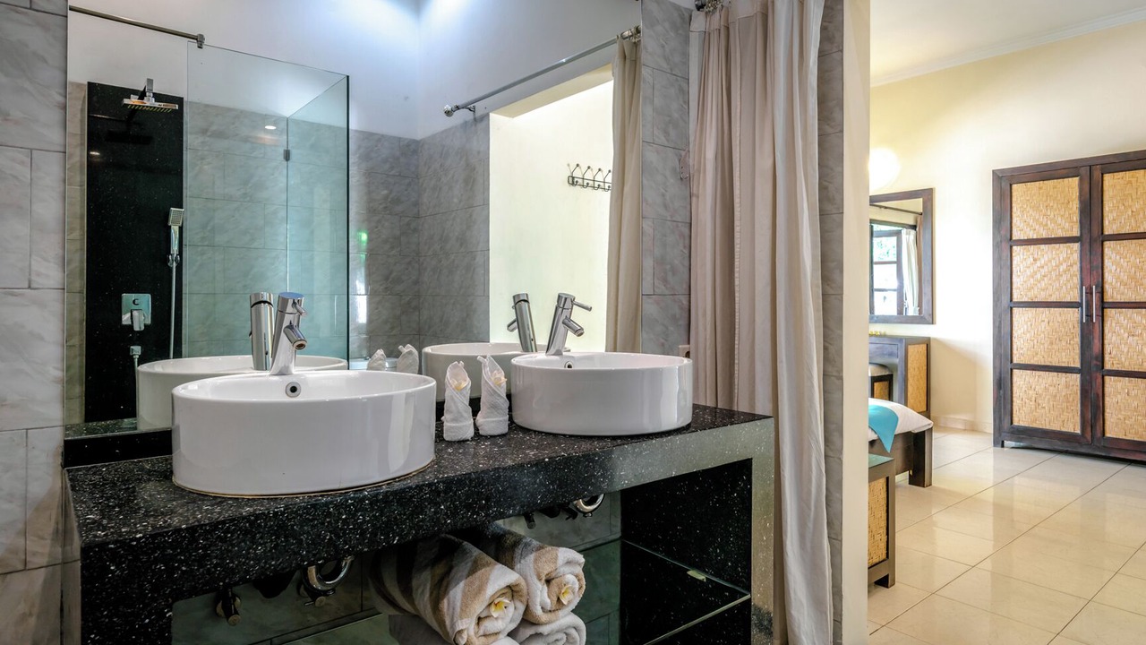 Photo of Bathroom in Dencarik