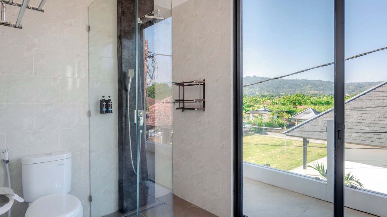 Photo of Bathroom in Dencarik