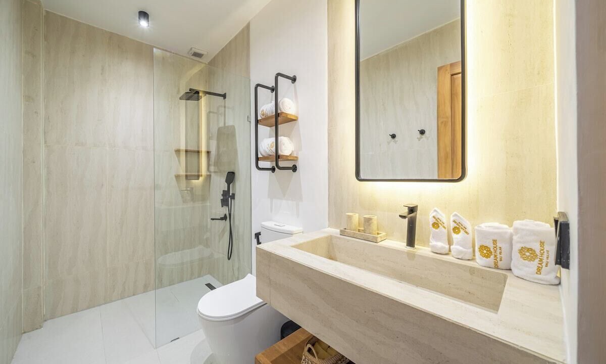 Photo of Bathroom in Sayan