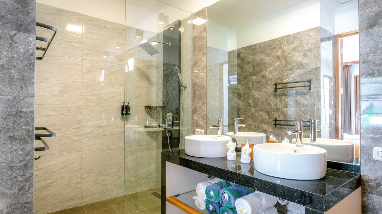 Photo of Bathroom in Dencarik