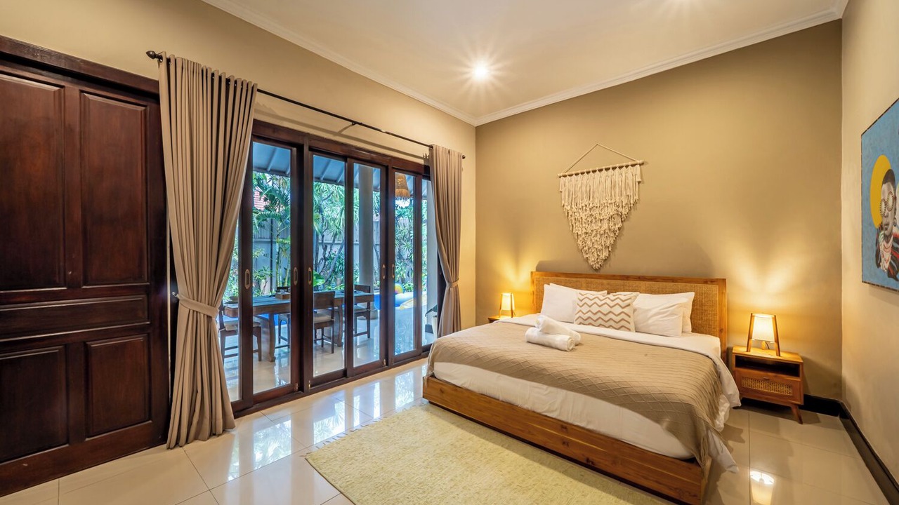 Photo of Bedroom in Sunset Road