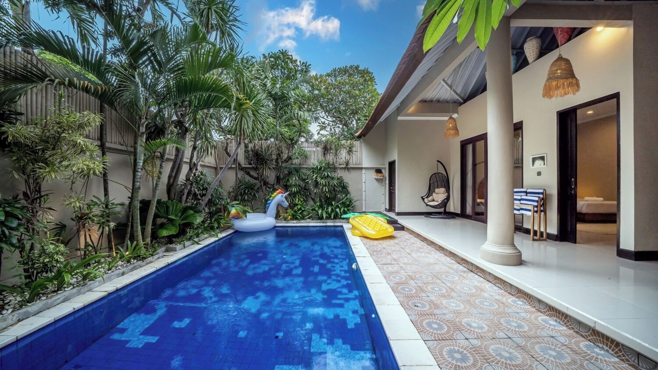 Photo of Outdoor in Sunset Road