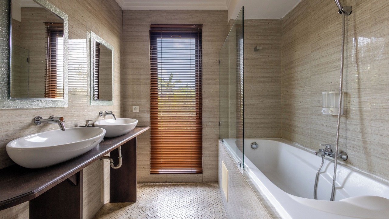 Photo of Bathroom in Suraberata