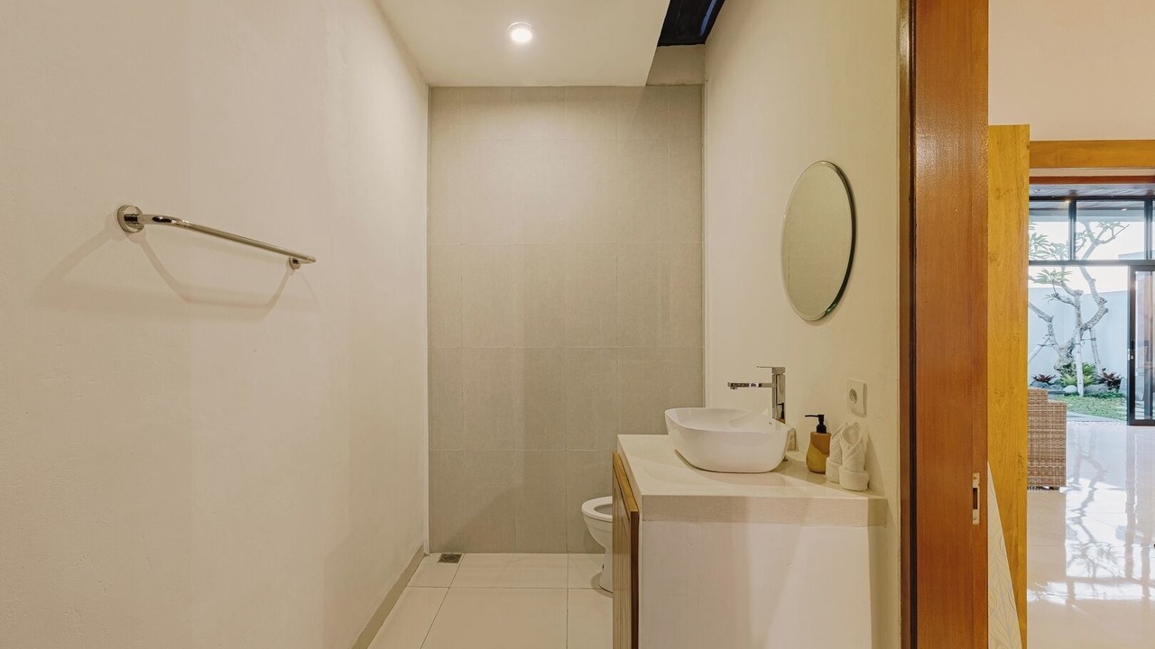 Photo of Bathroom in Cemagi