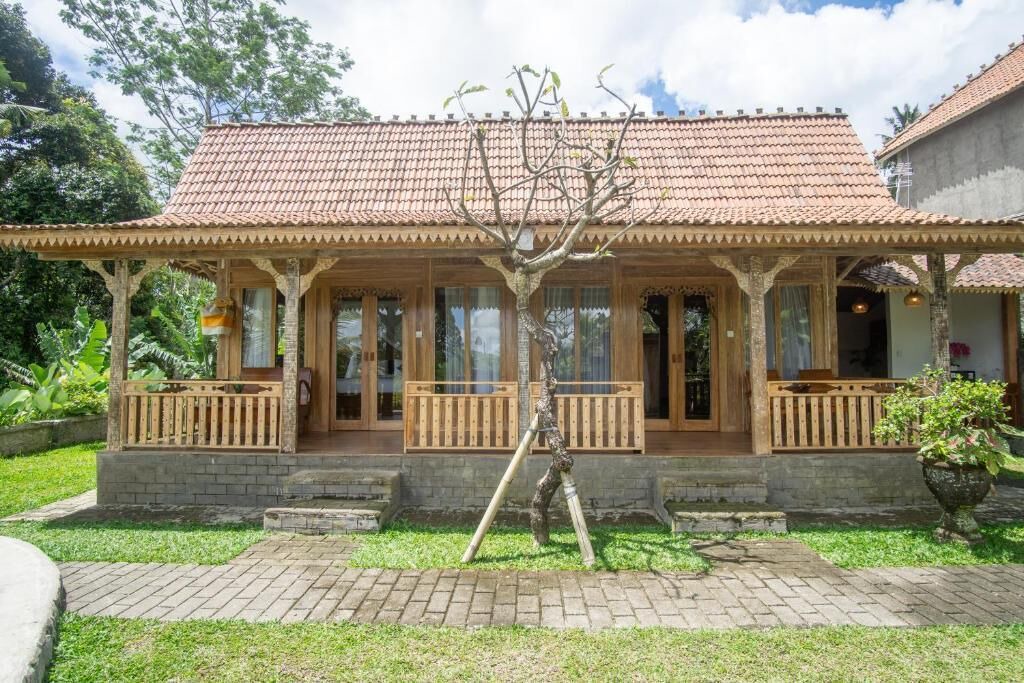 Photo of Outdoor in Taro