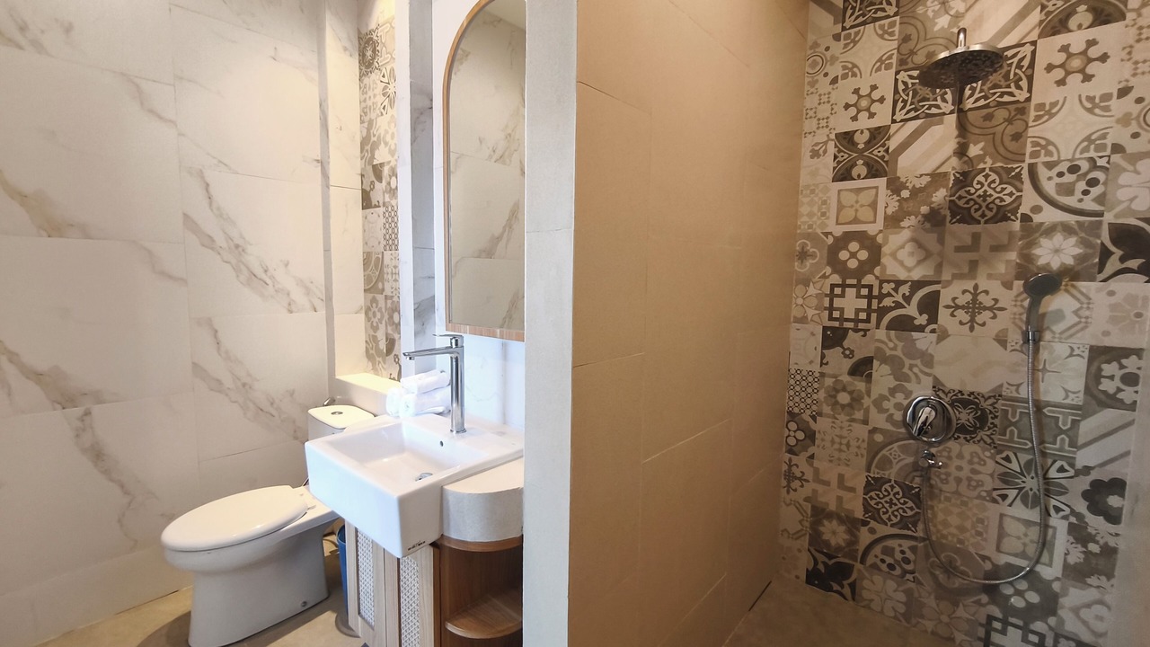 Photo of Bathroom in Petitenget