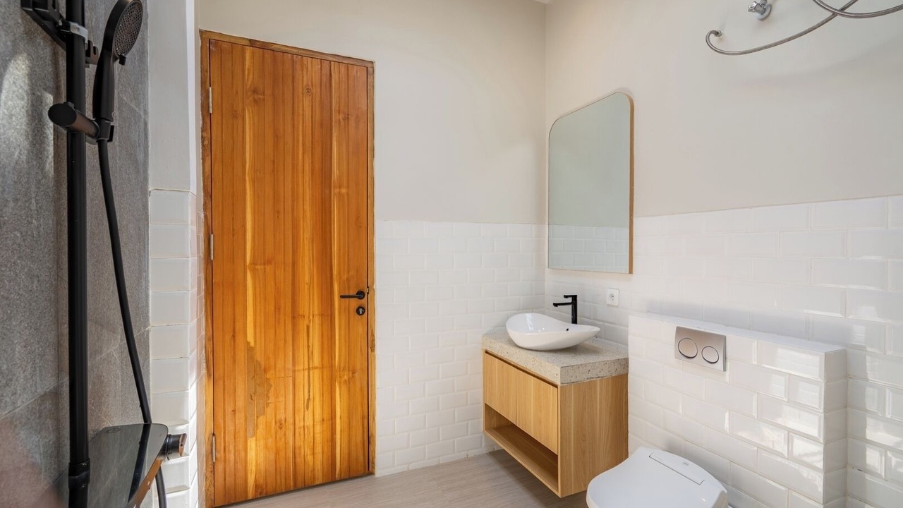 Photo of Bathroom in Singakerta