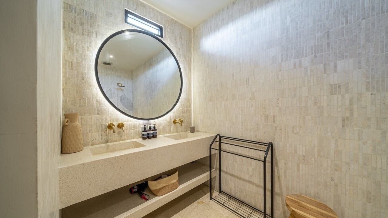 Photo of Bathroom in Uluwatu