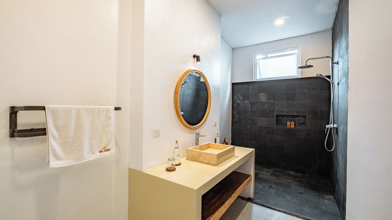 Photo of Bathroom in Pecatu