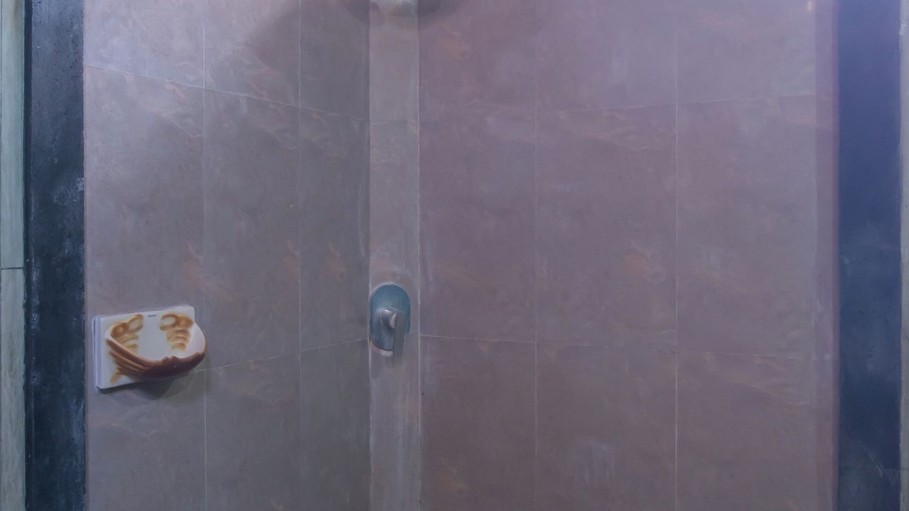 Photo of Bathroom in Mushroom Bay