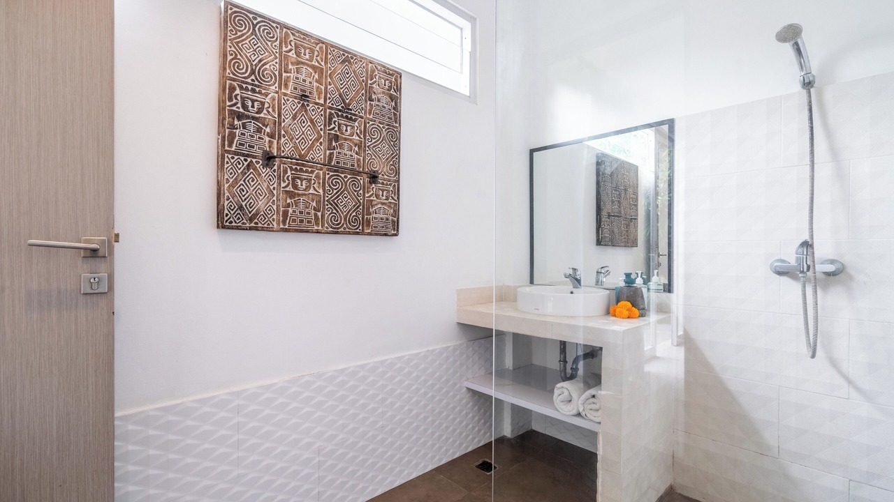 Photo of Bathroom in Dyanapura