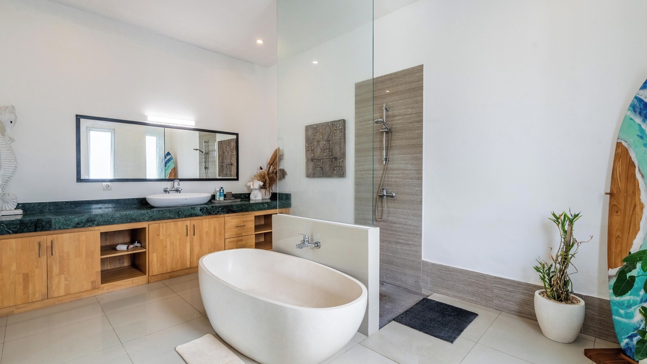 Photo of Bathroom in Dyanapura