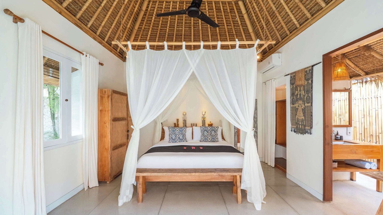 Photo of Bedroom in Mushroom Bay