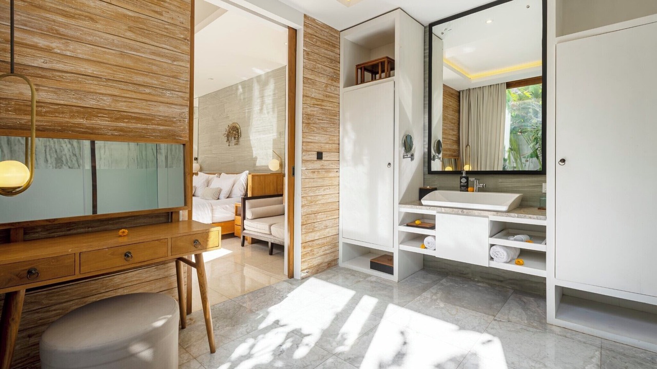 Photo of Bathroom in Sunset Road