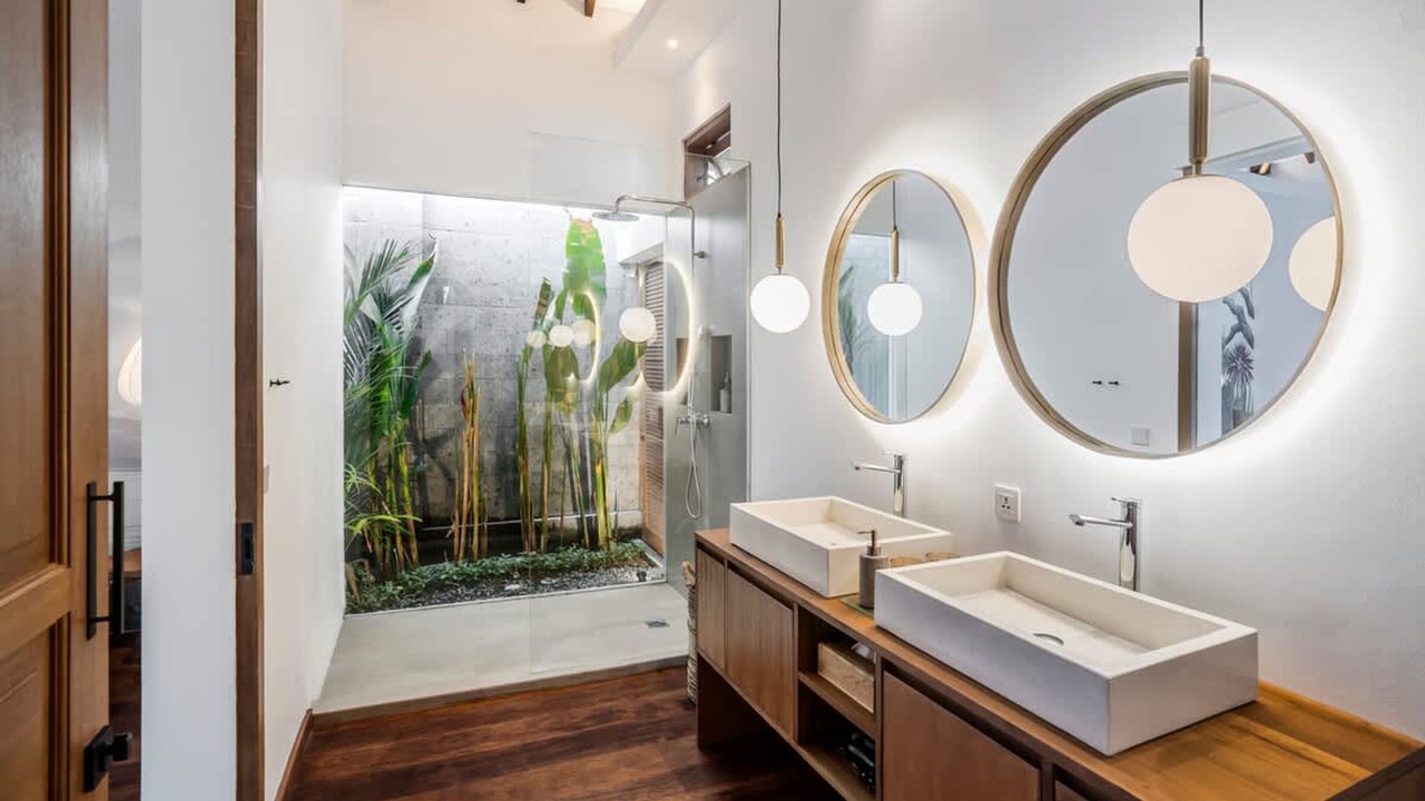 Photo of Bathroom in Pererenan