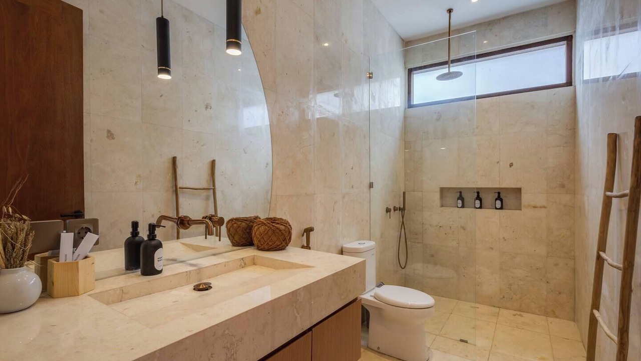 Photo of Bathroom in Cemagi