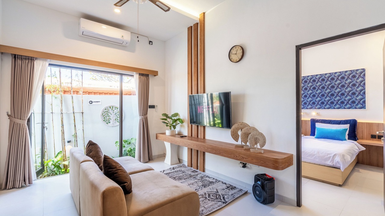 Photo of Bedroom in Mumbul