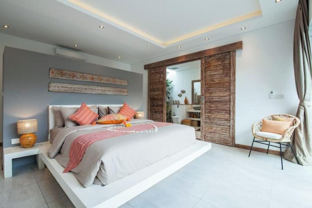 Photo of Bedroom in Sunset Road