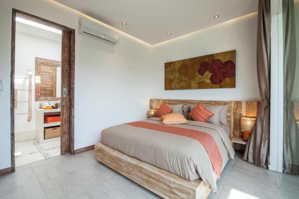 Photo of Bedroom in Sunset Road
