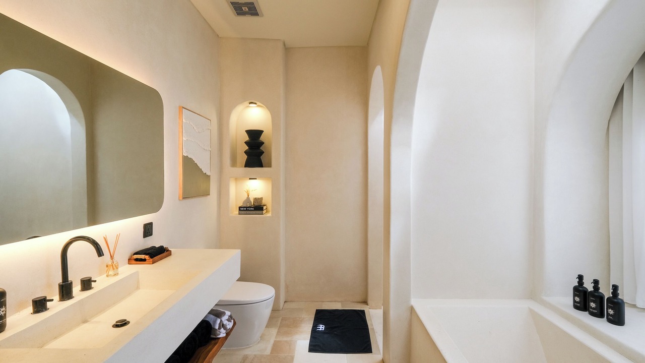 Photo of Bathroom in Pererenan
