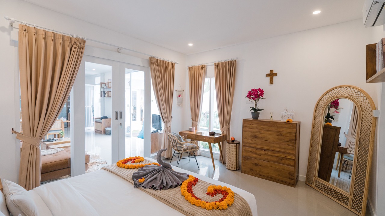 Photo of Bedroom in Sunset Road