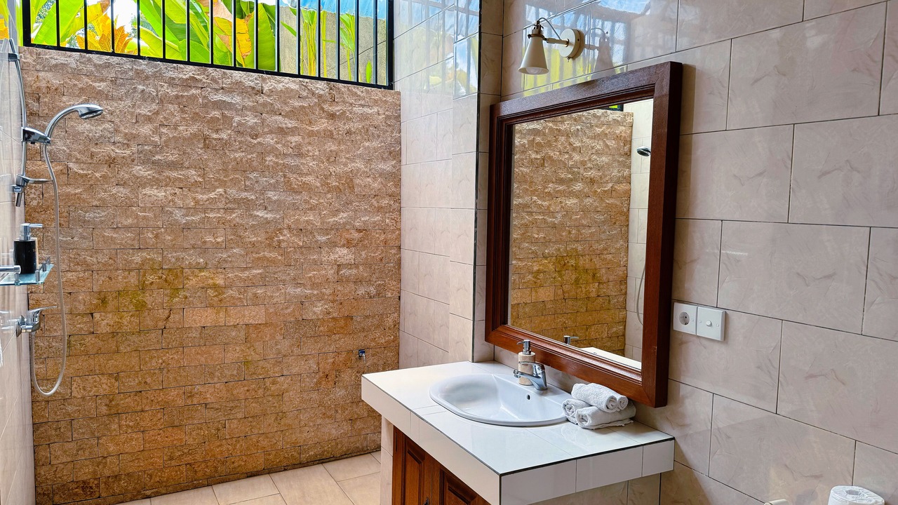 Photo of Bathroom in Sayan