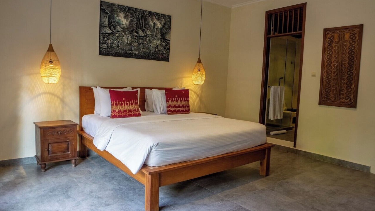 Photo of Bedroom in Kartika Plaza