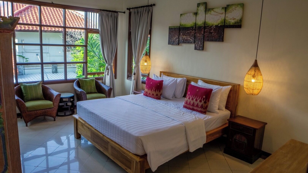 Photo of Bedroom in Kartika Plaza