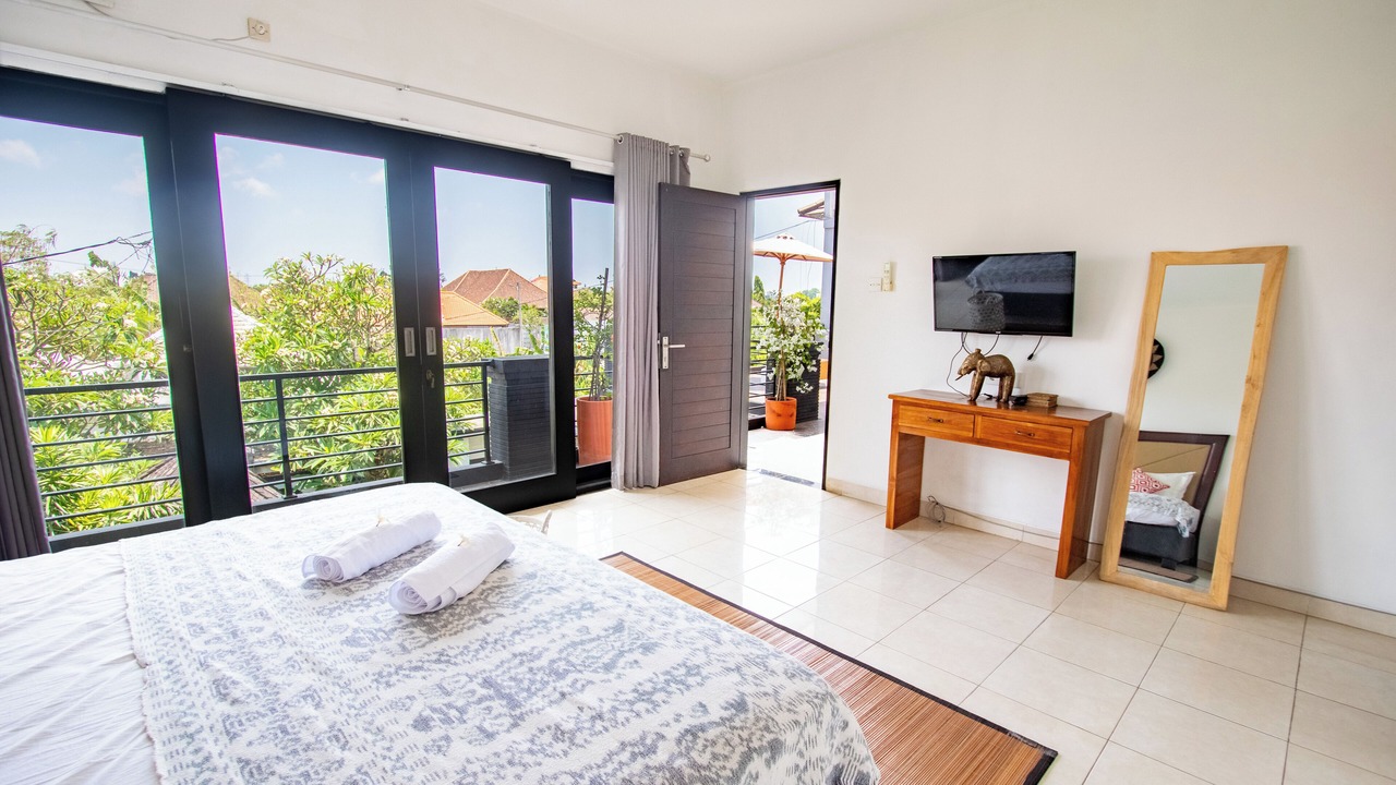 Photo of Bedroom in Raya Kuta