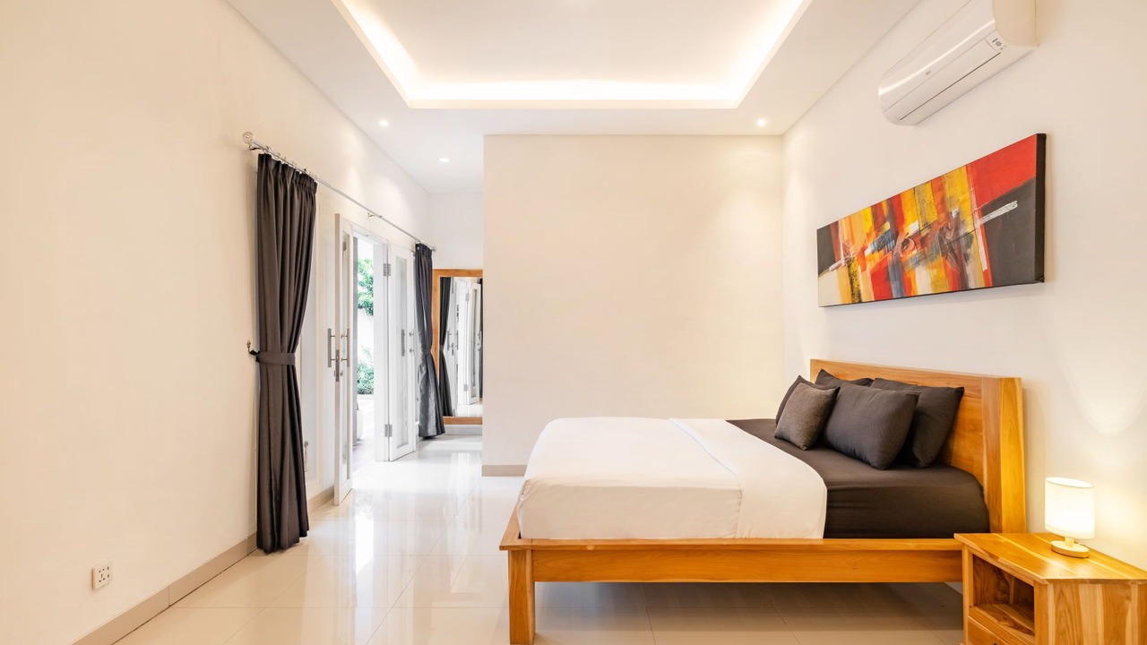 Photo of Bedroom in Drupadi