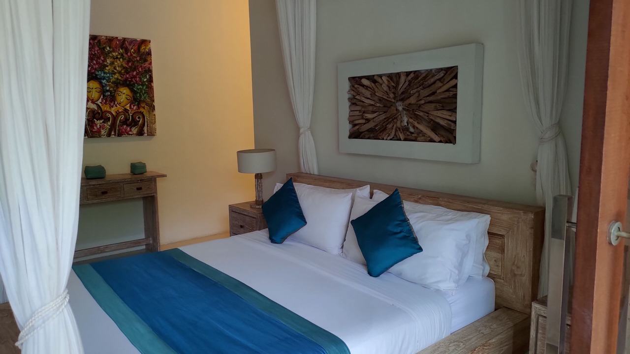 Photo of Bedroom in Drupadi