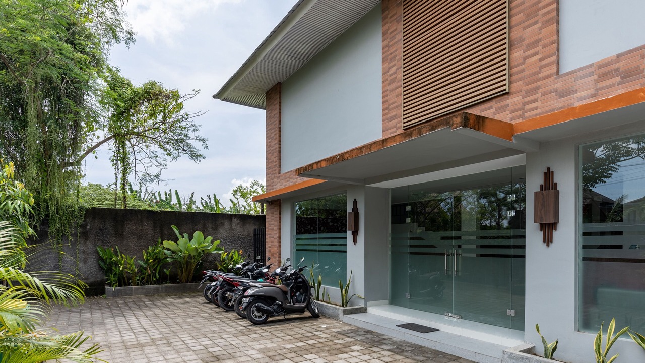 Photo of Outdoor in Sunset Road