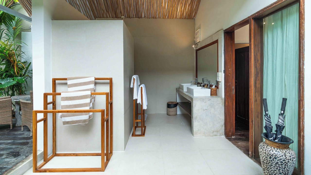 Photo of Bathroom in Dyanapura
