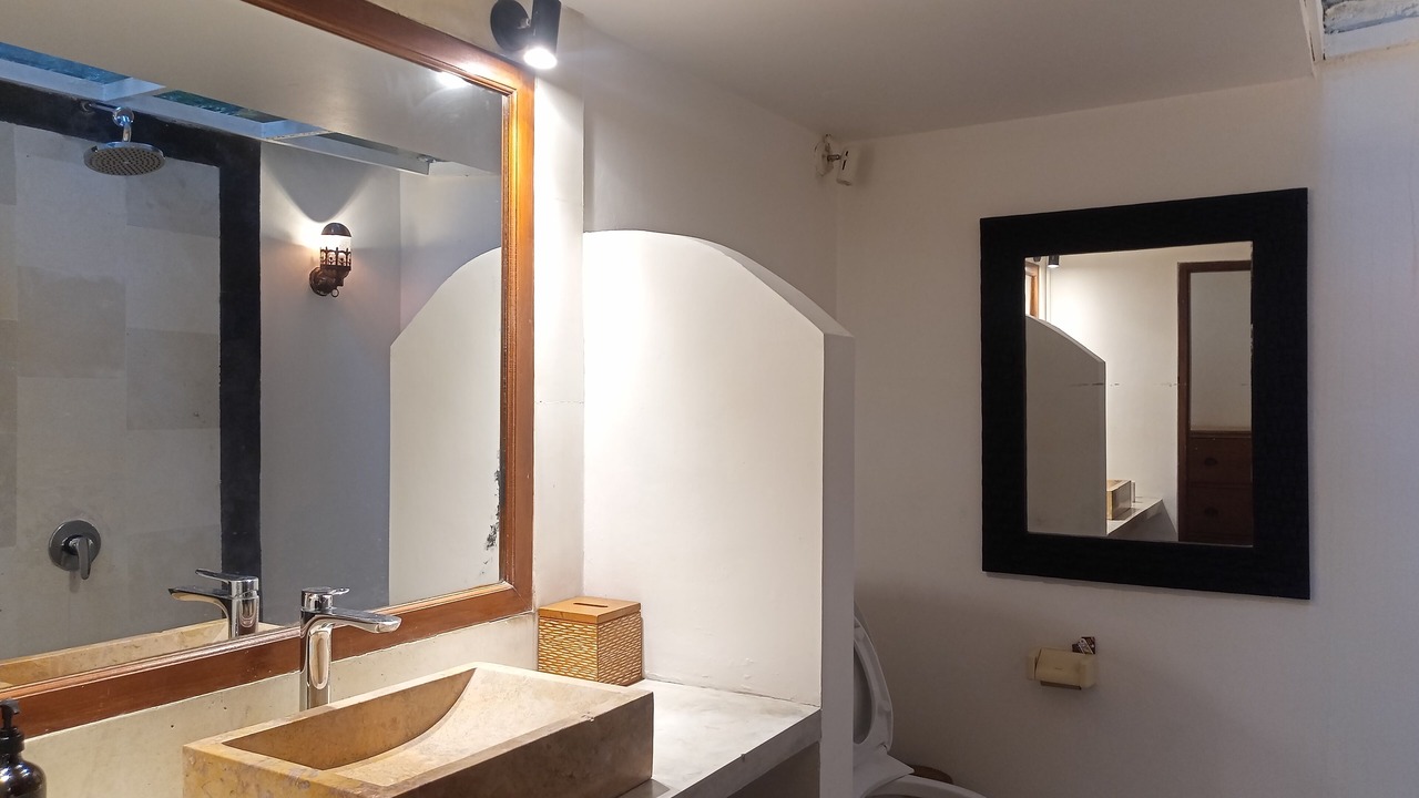 Photo of Bathroom in Dyanapura
