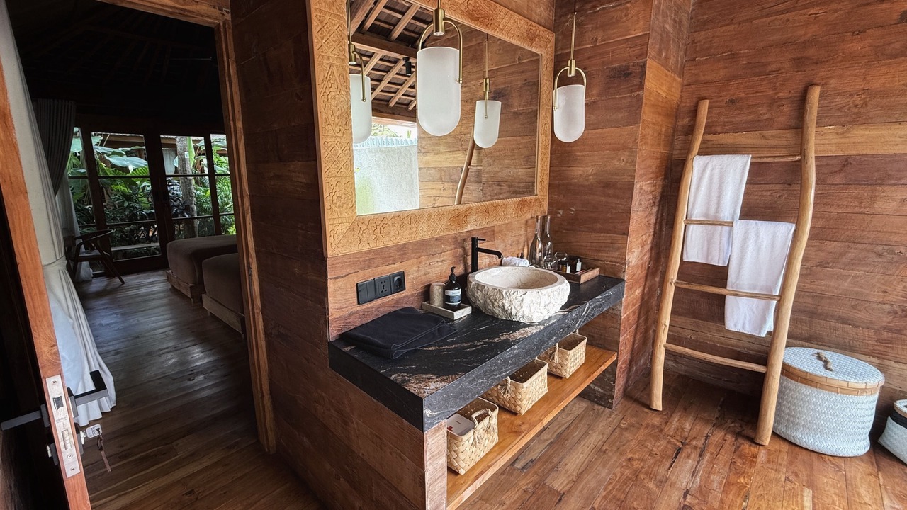 Photo of Bathroom in Babakan