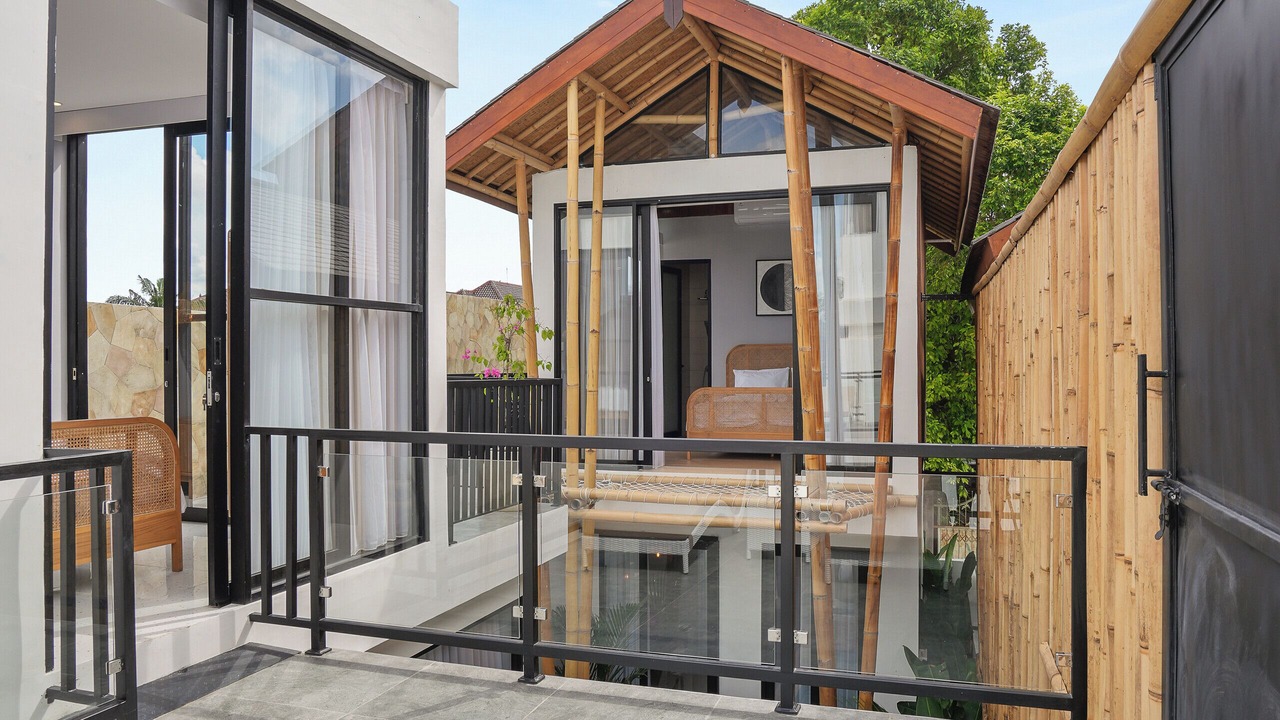 Photo of Patio Balcony in Dewi Sri