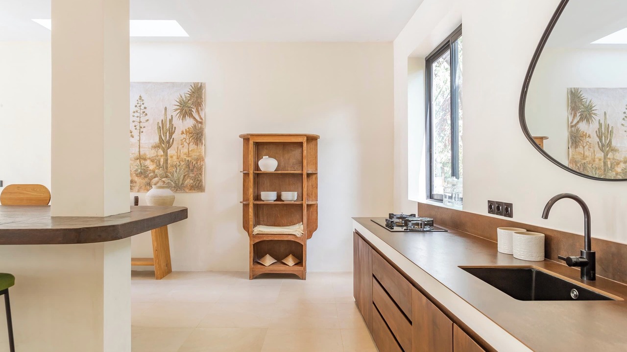 Photo of Kitchen in Banjar Semer